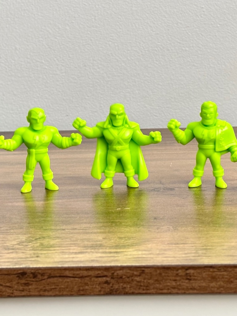 Wendys Kids Meal Toys DC Comics Superheroes Mini Figures LOT Green Flash Shazam
